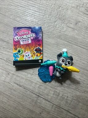 Disney Doorables Fair Ticket to Fun Tramp